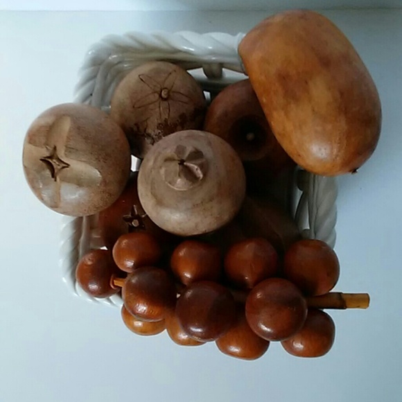 Vintage Wooden Fruit - Picture 6 of 8